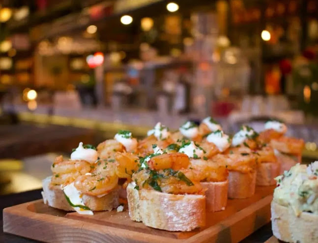 Comentarii opinii despre Cava Bar