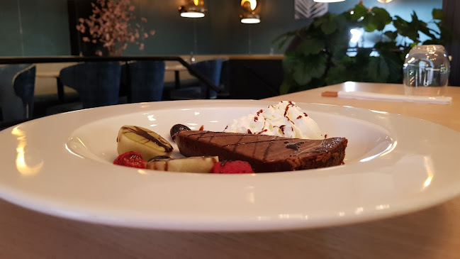 Opinii despre Saya Sushi - Hötorget, Stockholm city în Stockholm - Gastronomi och hotellverksamhet