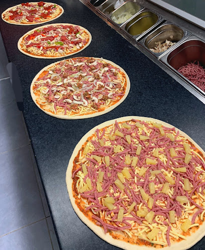 Opinii despre Nisses Pizzeria în Kållered - Gastronomi och hotellverksamhet