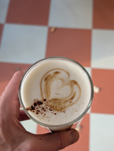 ROST Mat & Kaffe - Gastronomi och hotellverksamhet