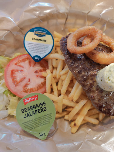 Korvgubben - Gastronomi och hotellverksamhet