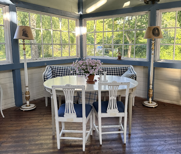 Resarö Paviljong - Gastronomi och hotellverksamhet