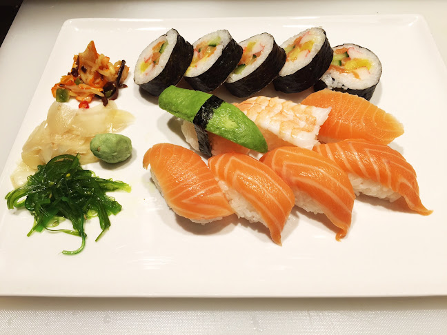 Opinii despre Eskilstuna Sushi - Sooya - Thaimat Restaurang în Eskilstuna - Gastronomi och hotellverksamhet