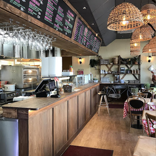 Pizzeria Mirella - Vällingby Centrum