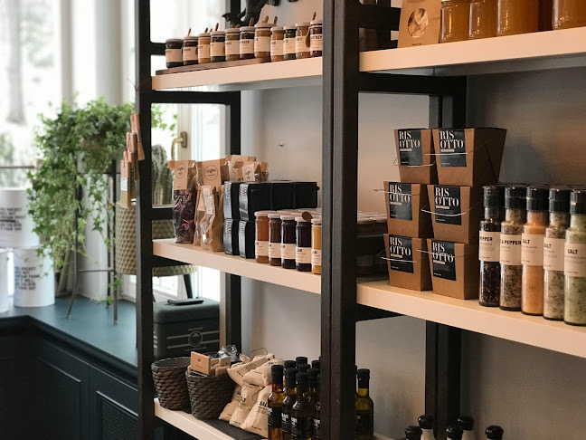 Edsvikens Gelateria/”Edge” Kummelbyvägen