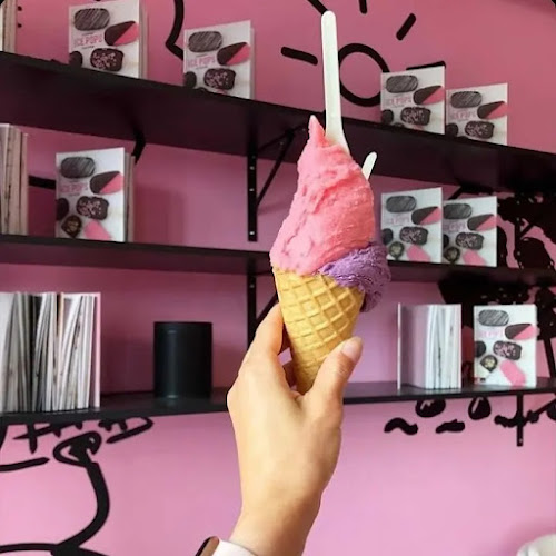 Opinii despre StikkiNikki Drottninggatan în Stockholm - Gastronomi och hotellverksamhet