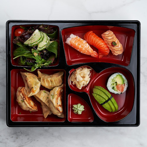 Opinii despre Saya Sushi - Hötorget, Stockholm city în Stockholm - Gastronomi och hotellverksamhet