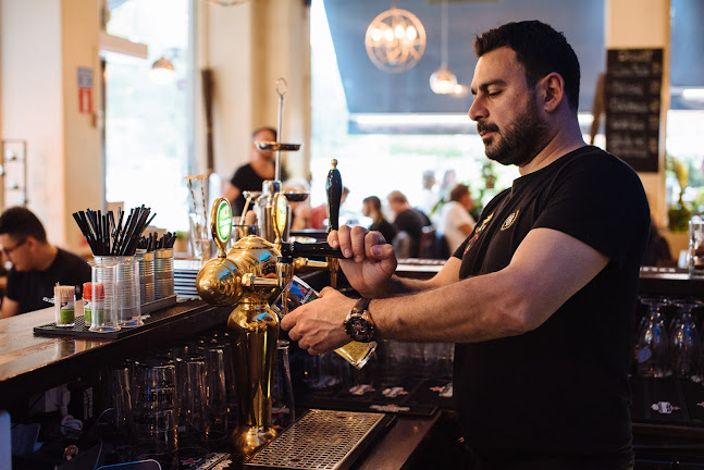 Cyrano Vänersborg - Gastronomi och hotellverksamhet