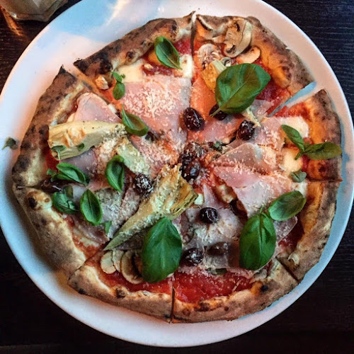 Opinii despre Trattoria dell'isola în Lidingö - Gastronomi och hotellverksamhet