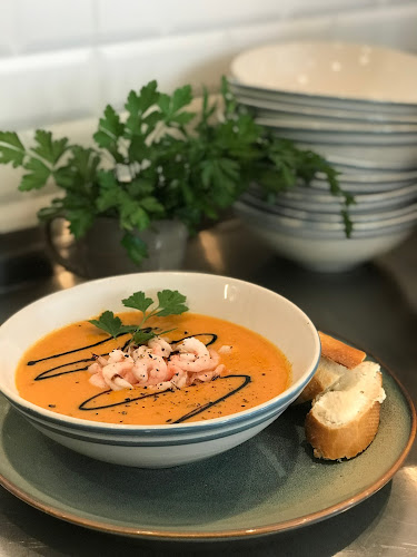 Edsvikens Gelateria/”Edge” Kummelbyvägen - Sollentuna