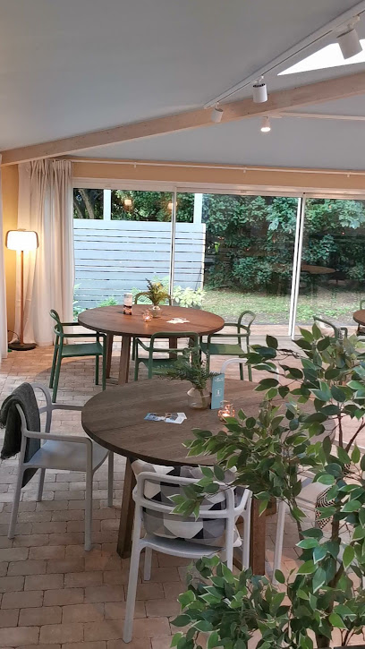 Villa Beddingestrand & Våffelcafé