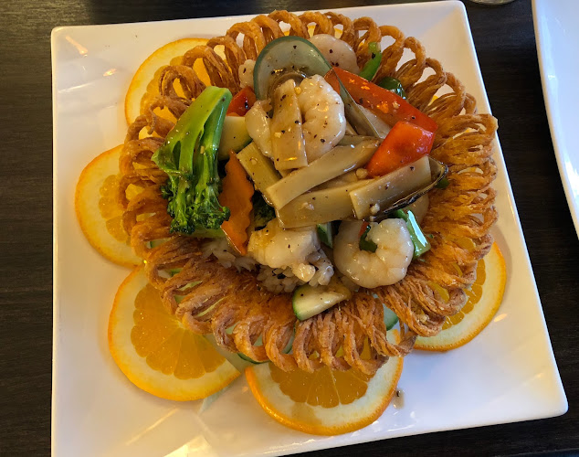 Opinii despre Restaurang Yin & Sushi în Bandhagen - Gastronomi och hotellverksamhet