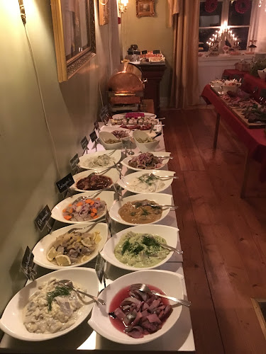 Opinii despre Rissne Gård AB în Sundbyberg - Gastronomi och hotellverksamhet
