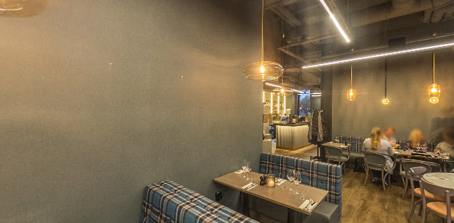 Opinii despre Bistro Telefonplan în Hägersten - Gastronomi och hotellverksamhet