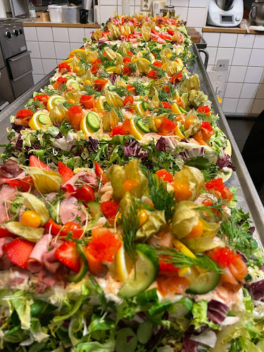 Comentarii opinii despre Stulna Bestick