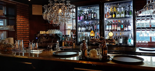 Mamma Mia - Gastronomi och hotellverksamhet