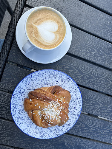 Café Två Bönor - Gastronomi och hotellverksamhet
