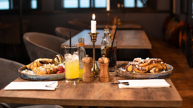 Opinii despre Restaurang Taormina în Västerås - Gastronomi och hotellverksamhet