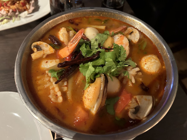 9 Thai Restaurang Jönköping Open Times