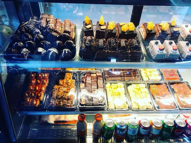 Baba Gannug - Gastronomi och hotellverksamhet