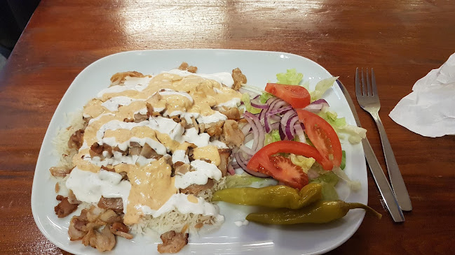 Pizza House Latife - Gastronomi och hotellverksamhet