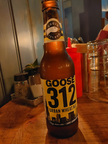 Reviews of DINÉ Burgers in Göteborg - Gastronomi och hotellverksamhet