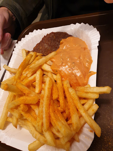 Frasses - Oxgrillen - Gastronomi och hotellverksamhet