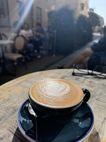 Cykelcafé Le Mond - Gastronomi och hotellverksamhet