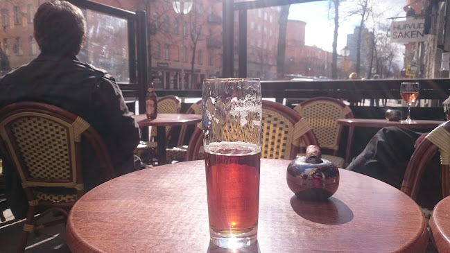 Comments and reviews of The Flying Horse