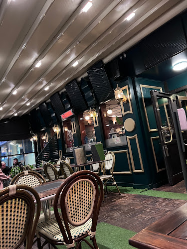 Opinii despre Oliver Twist în Nyköping - Gastronomi och hotellverksamhet