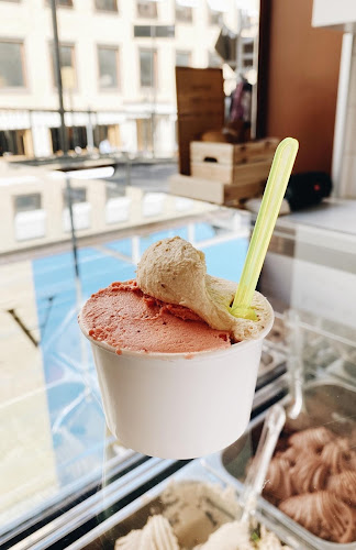 Café Gelato Open Times