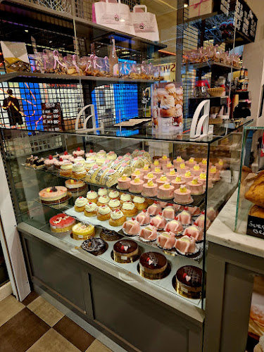 Systrarna Ericssons Hembageri - Gastronomi och hotellverksamhet