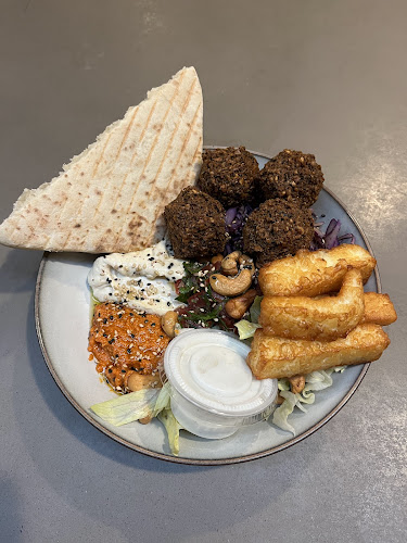 Falafel & Burgers - Gastronomi och hotellverksamhet