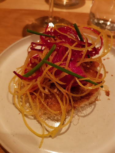 Hungri - Gastronomi och hotellverksamhet