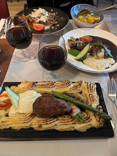 Opinii despre Restaurang Stora Torget în Sala - Gastronomi och hotellverksamhet