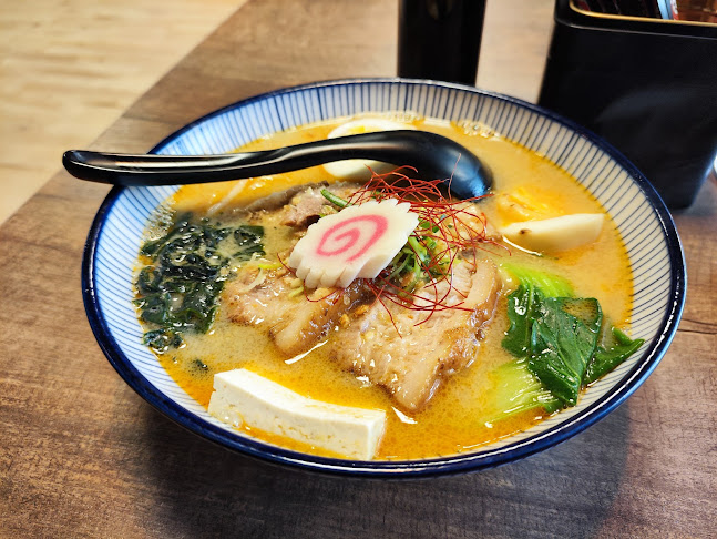 Aki Sushi & Ramen och poke bowl - Gastronomi och hotellverksamhet