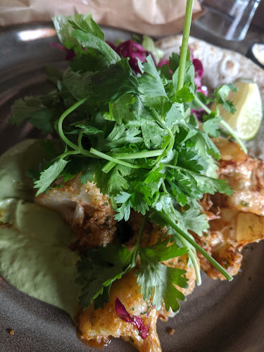 Opinii despre Barabicu în Göteborg - Gastronomi och hotellverksamhet