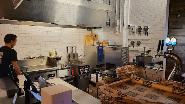 BOO Burgers & Barbecue City