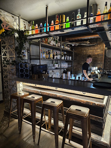 Sekel - Gastronomi och hotellverksamhet