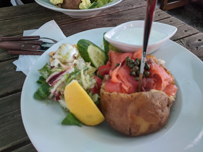 Mocca Cafe - Gastronomi och hotellverksamhet