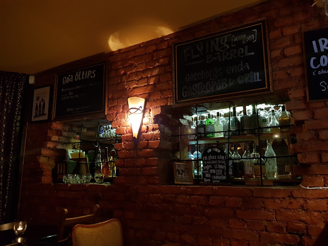 Flying Barrel - Gastronomi och hotellverksamhet