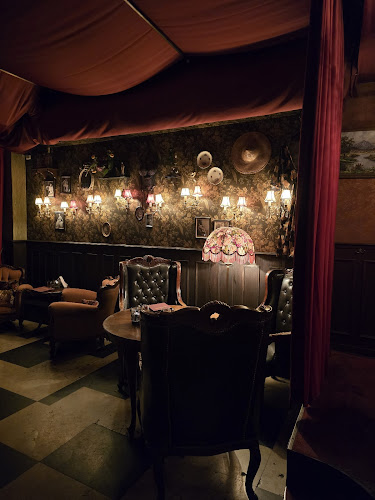 Comments and reviews of Puta Madre