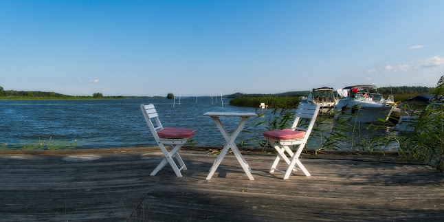 Hornuddens trädgård - Gastronomi och hotellverksamhet