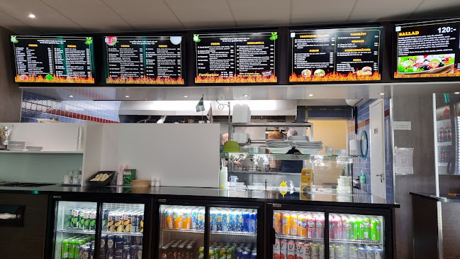 Pizzeria Rendez Vouz - Gastronomi och hotellverksamhet