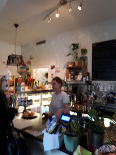 Comentarii opinii despre Atmajala Cafe, SUP och Yoga