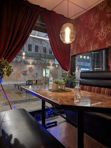 Nawabi Kitchen - Gastronomi och hotellverksamhet