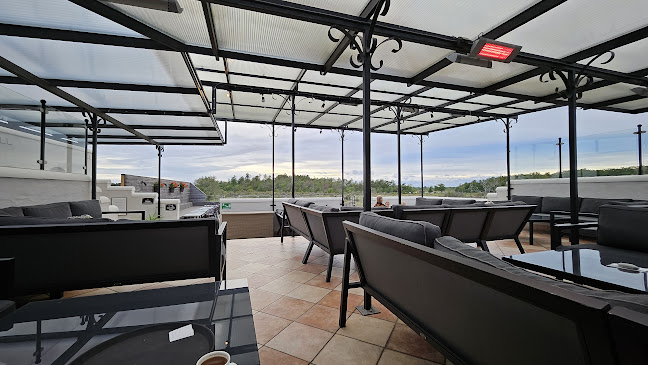 Lammet & Grisen Phone number