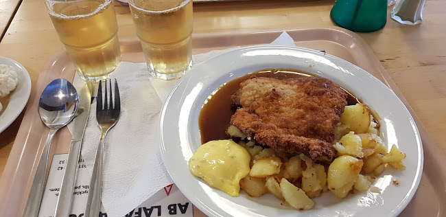 Opinii despre Restaurang Husknuten în Västra Frölunda - Gastronomi och hotellverksamhet