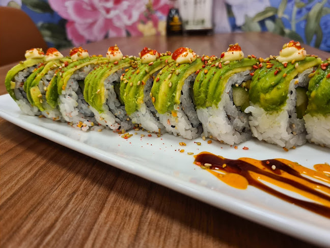 Opinii despre Sushi Yoshitake Skellefteå în Skellefteå - Gastronomi och hotellverksamhet