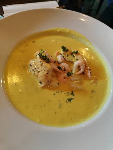 Roy's Mat o Bar - Gastronomi och hotellverksamhet